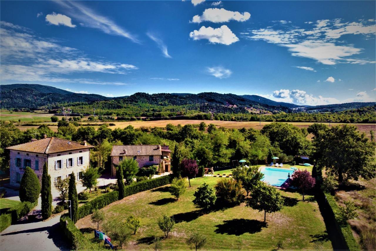 Borgo Il Villino Guest House Casole d'Elsa Exterior photo