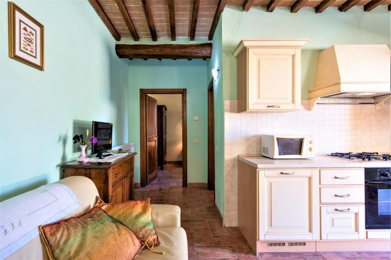 Borgo Il Villino Guest House Casole d'Elsa Exterior photo