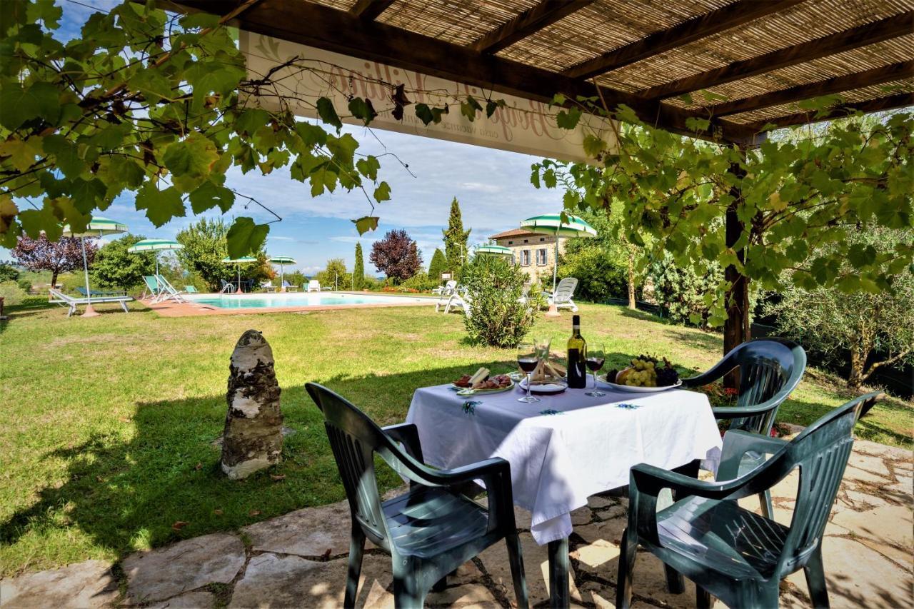 Borgo Il Villino Guest House Casole d'Elsa Exterior photo